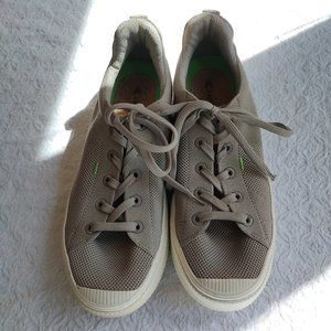 Cariuma Men 11 Women 12.5 IBI Low Sand Knit Sneaker Tan Laces Bamboo Lightweight